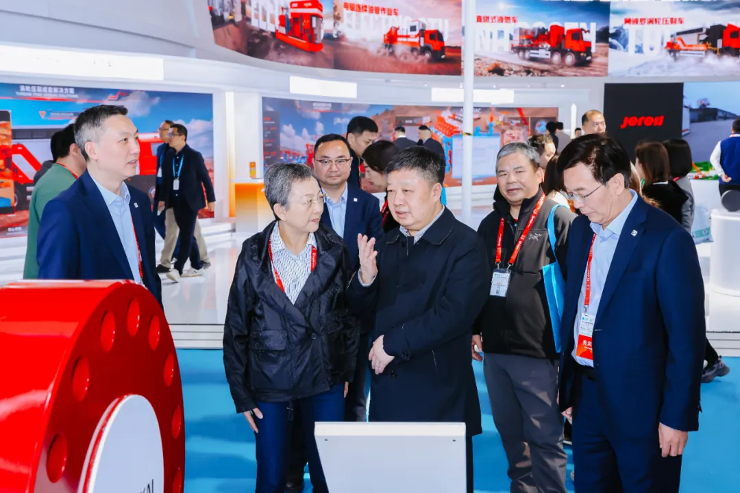 AI賦能、綠色未來(lái)｜神開(kāi)盛裝亮相北京cippe石油展(圖10)